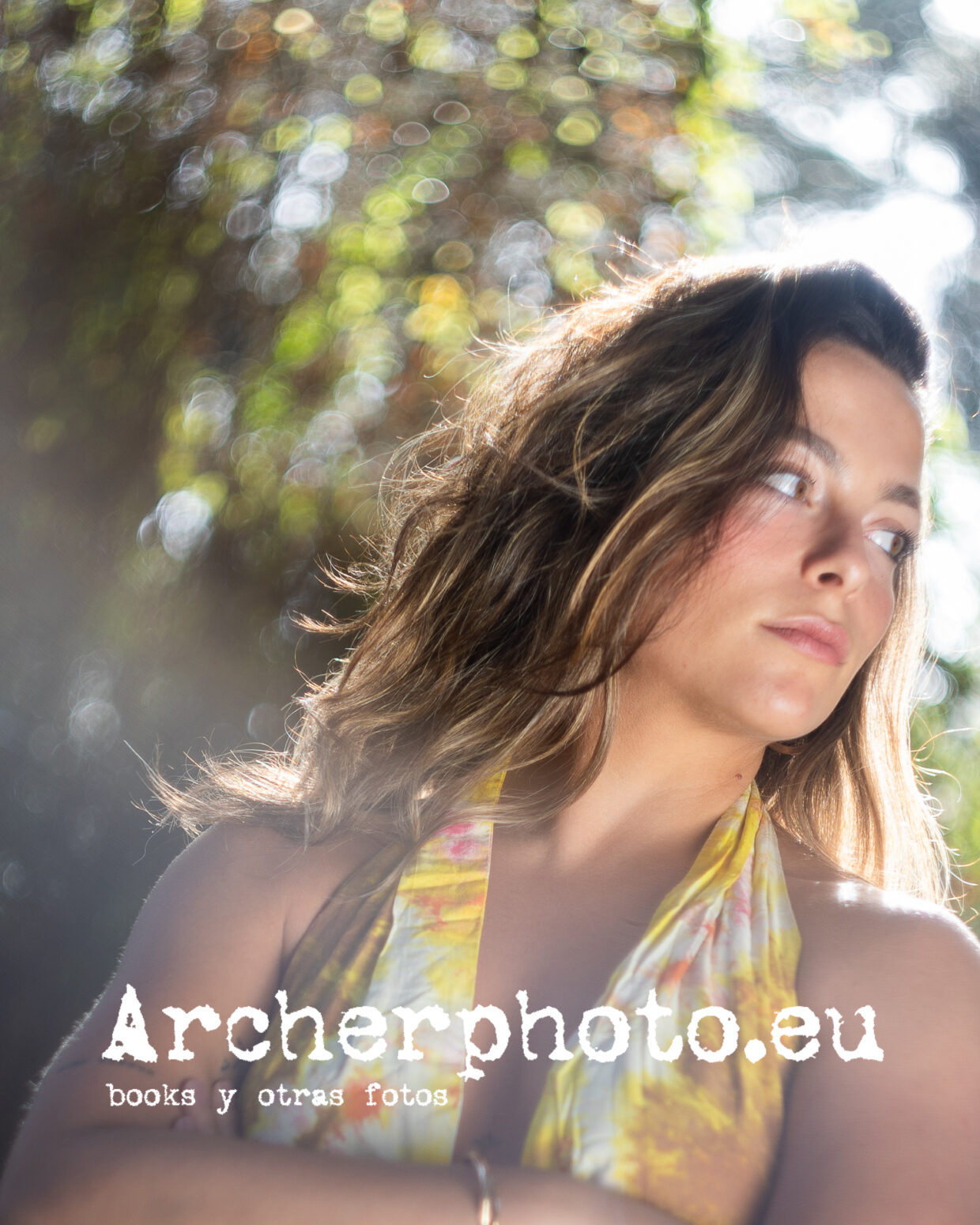 Patricia, Spring 2024 (1), imagen realizada en una sesión en exteriores por Archerphoto, Sergi Albir, fotógrafo en València.