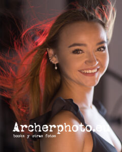 Una sesión en agosto de 2023 con Jennifer. Imagen de Archerphoto, fotógrafo retratos en València. Jennifer, August 2023 (5)