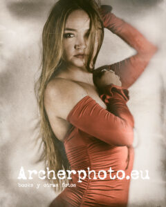 Una sesión de fotos en agosto de 2023 con Jennifer. Imagen de Archerphoto, fotógrafo retratos en València. Jennifer, August 2023 (10)