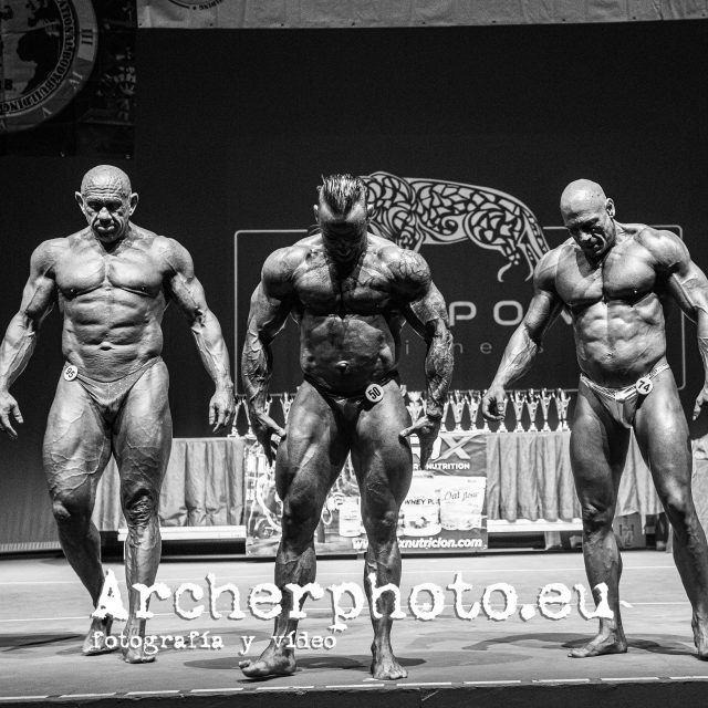 Posedown Absolute Mr. Universe CIBB, 2024 València (1) by Archerphoto bodybuilding photographer