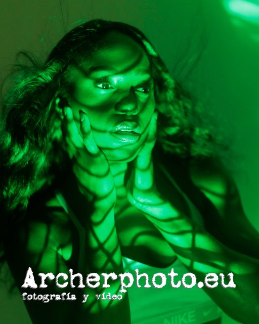 Jerniefit, 2025 (1). Entrenadora fitness en el estudio de Alfafar.