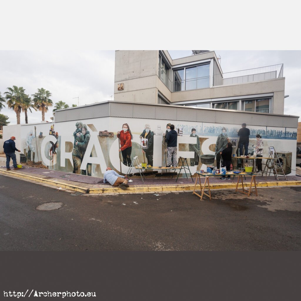 Gracias. Mural en Alfafar.