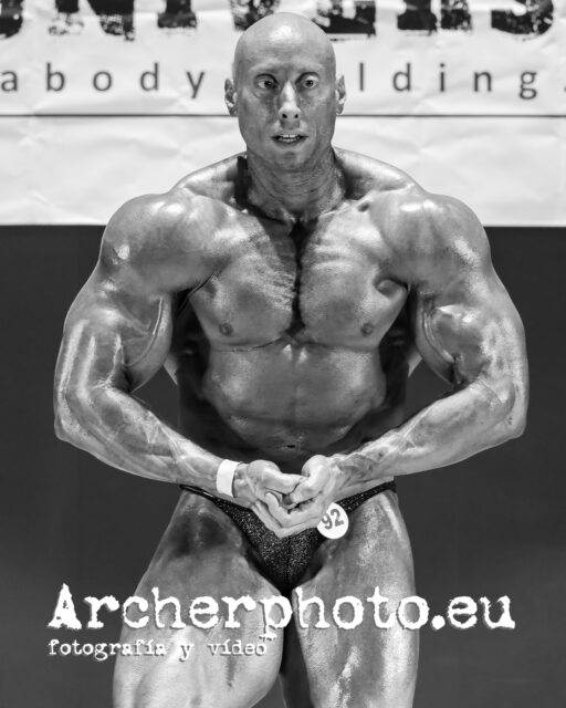David Estarlich, 2022, ganador absoluto Bodybuilding, Mr. Universe CIBB Llíria (2)