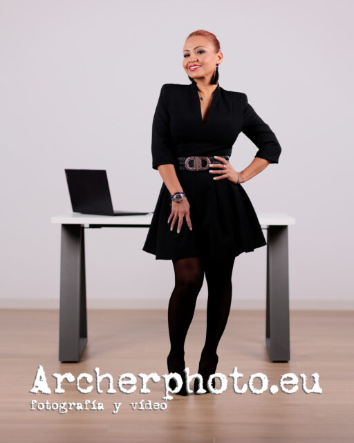 Yajaira, noviembre 2025 (1) , retrato profesional por Archerphoto, fotógrafo en València
