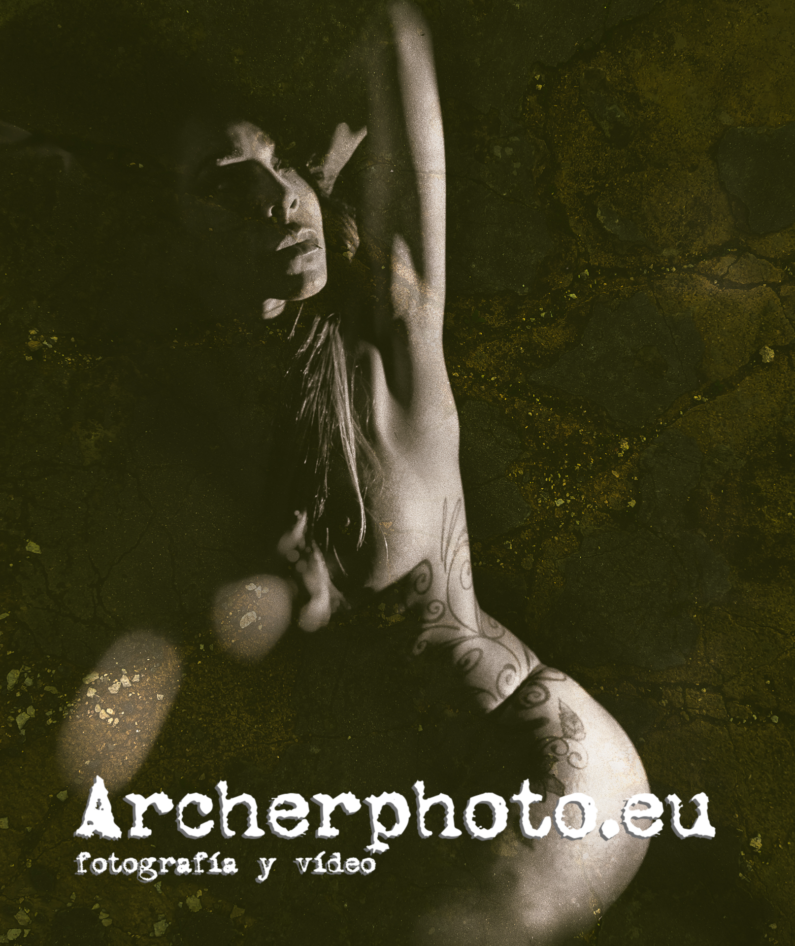 Delfina, 2021 (13) texturas superpuestas