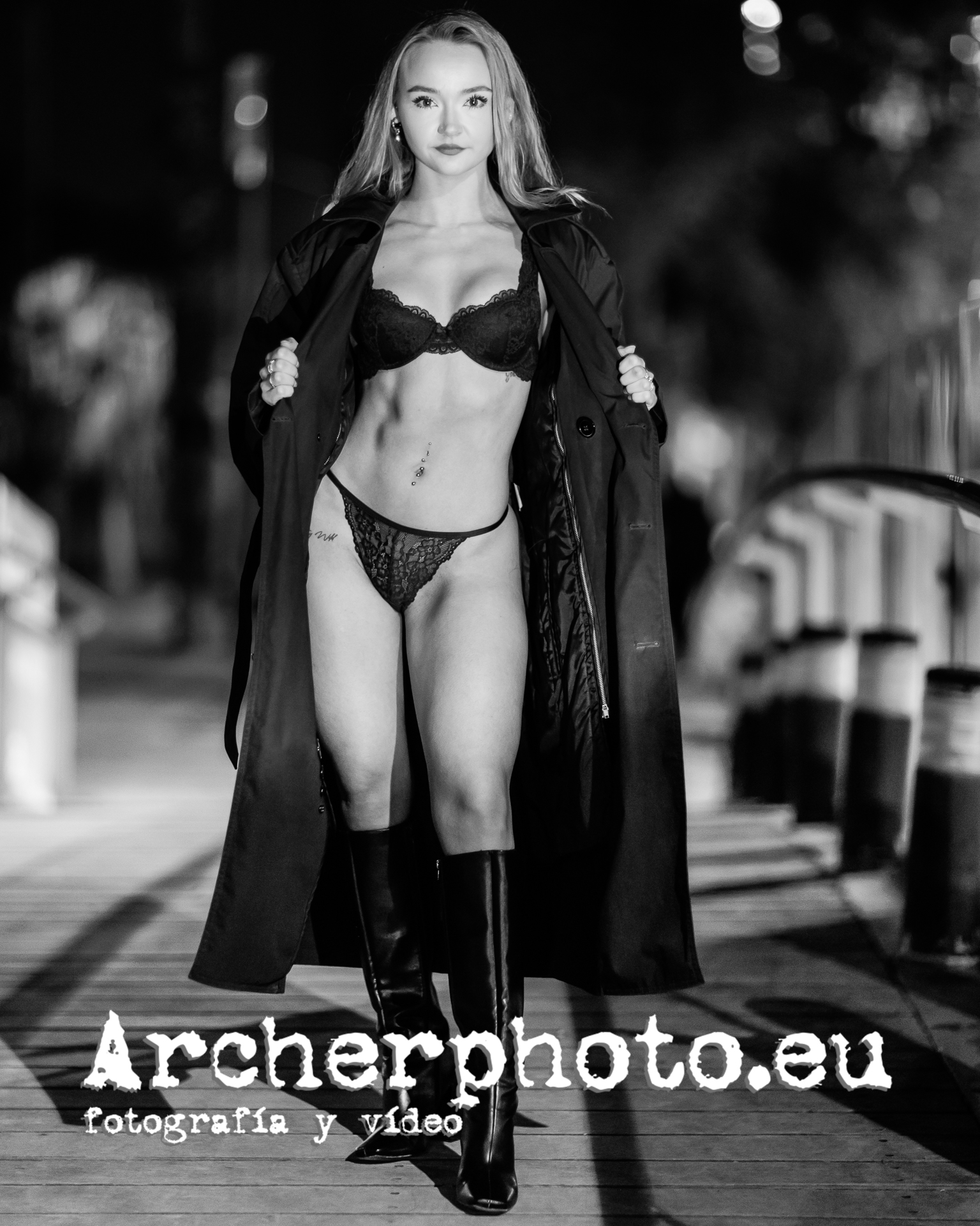 Jennifer, enero 2026 (6) black lingerie outdoors