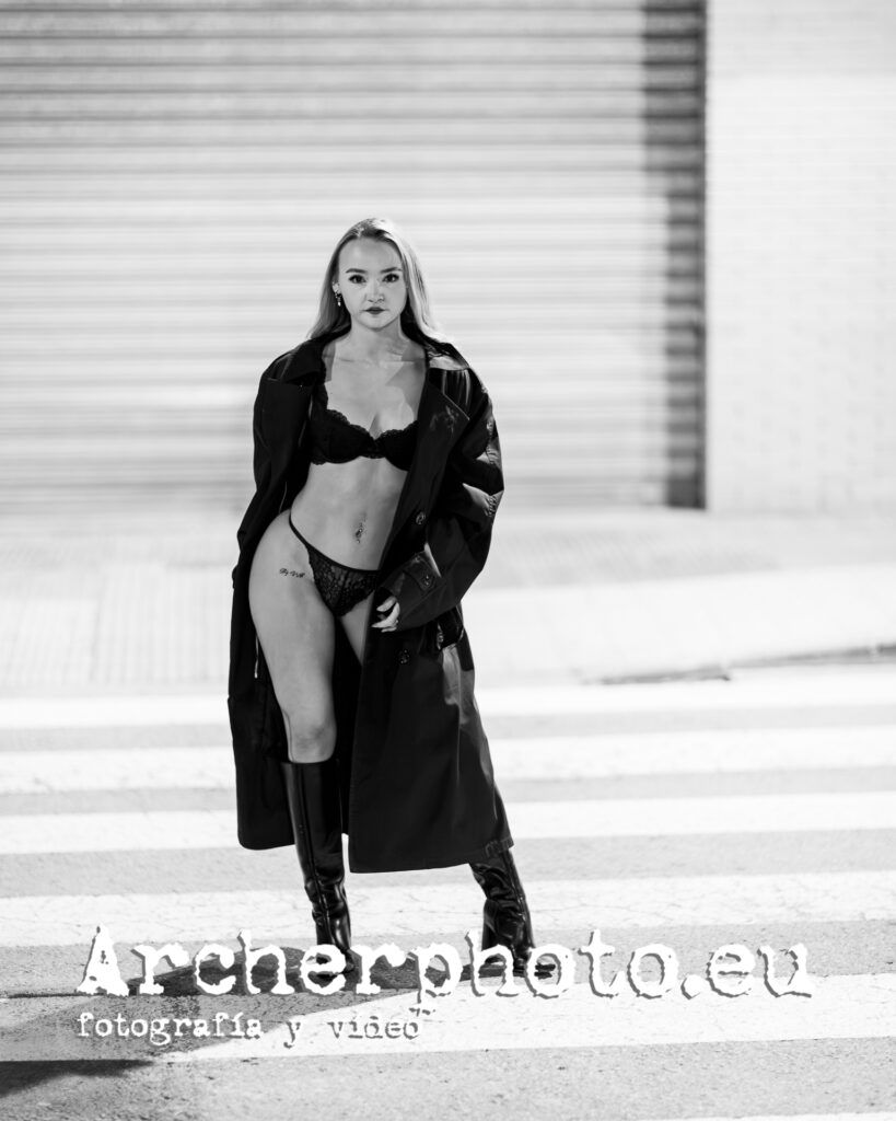 Jennifer, enero 2026 (6) black lingerie outdoors