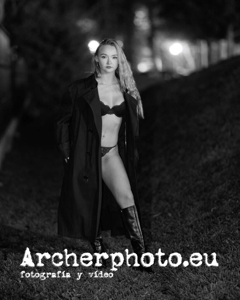 Jennifer, enero 2026 (5) lingerie outdoors